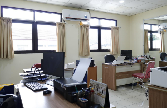 Ruang Asmen Staff